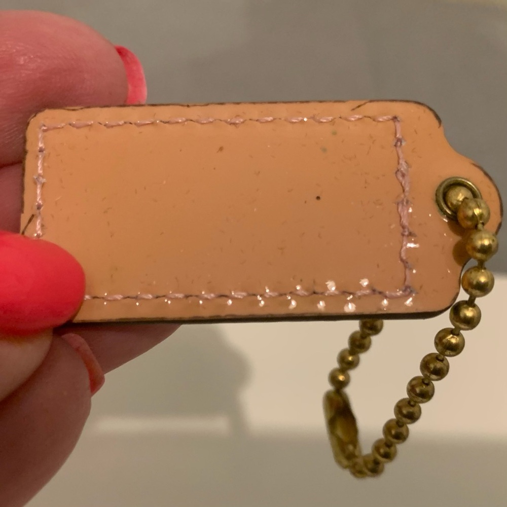 COACH TAN PINK LEATHER KEY FOB BAG CHARM KEYCHAIN HANGTAG 2” x1” medium VINTAGE - Picture 2 of 10